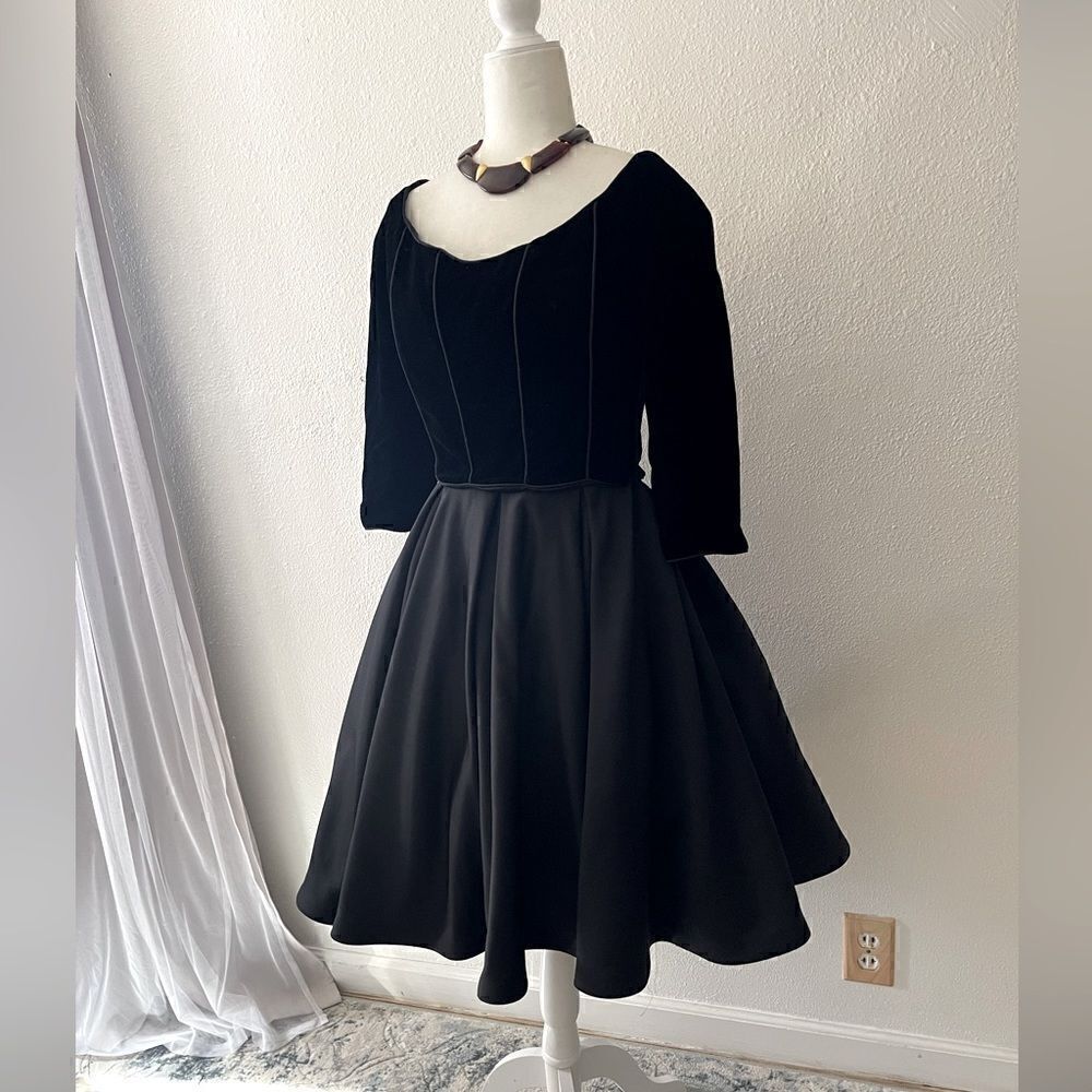 Rare Vintage 50s dress VICTOR COSTA black velvet size medium
